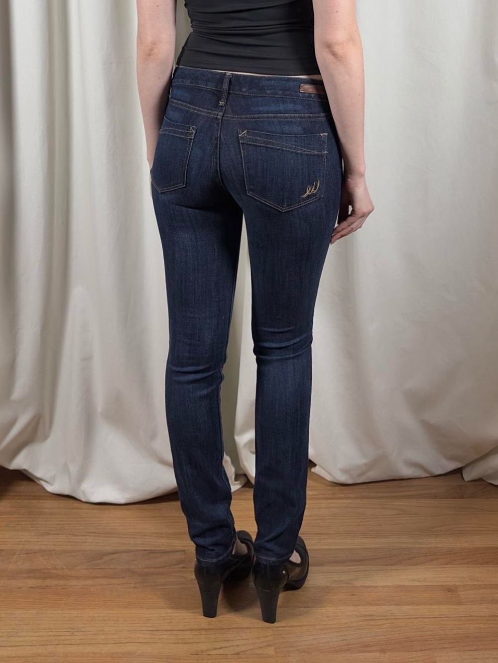 Low Rise Skinny Jeans - Picture 5 of 8